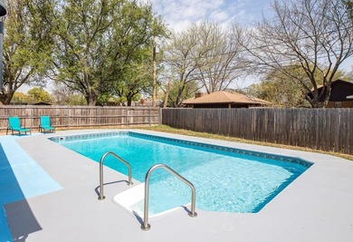 Pool, cul-de-sac & steps to Lake Wichita trails! Spacious - photo 31