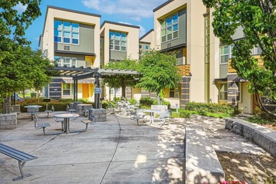 Welcome to 2023 Mahuron Circle, a beautifully maintained - photo 33