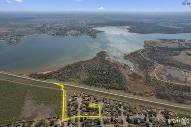 Pool, cul-de-sac & steps to Lake Wichita trails! Spacious - photo 40
