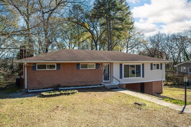 Chickamauga Lake Home For Sale in Chattanooga Tennessee