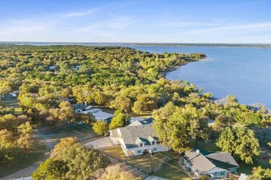 Lake Home For Sale in Clifton, Texas