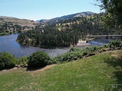 Million-Dollar-River Views at half the price! Experience the - photo 42