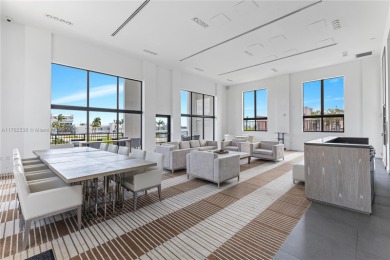 MODERN INDUSTRIAL DESIGN DUPLEX WITH BREATHTAKING MIAMI SUNSET