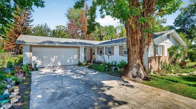 ***BACK ON THE MARKET at no fault to the seller! Welcome to the - photo 1