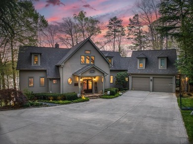 Welcome to Hemlock Pointe, a rare and exquisite estate nestled - photo 4