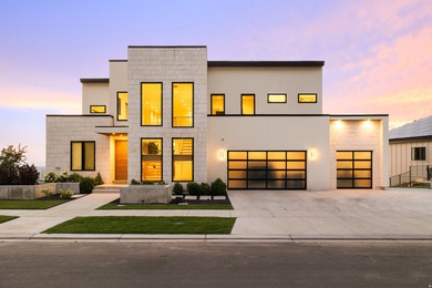 Great Salt Lake Home For Sale in Bountiful Utah