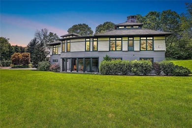 This custom-built Contemporary home designed by the world-famous - photo 13