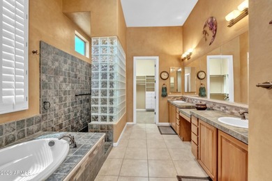 Located in the prestigious gated Anthem Country Club golf course - photo 22