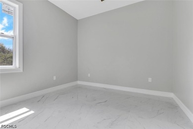 Beautiful new Construction in Fort Myers. 3-bedroom, 2-bathroom - photo 23