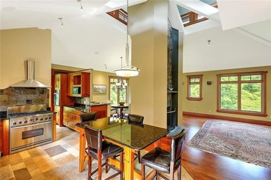 This custom-built Contemporary home designed by the world-famous - photo 23