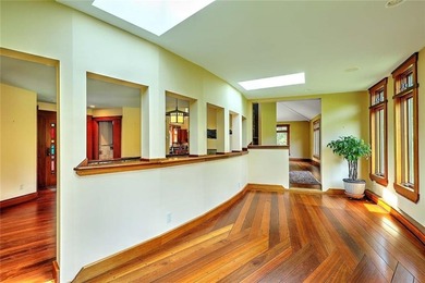 This custom-built Contemporary home designed by the world-famous - photo 25