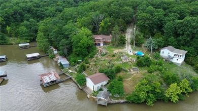 LAKE LIFE DOESN'T GET BETTER THAN THIS! Rare opportunity to own - photo 10