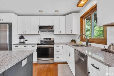 Nestled on a quiet cul-de-sac in Dogwood Estates, this spacious - photo 4