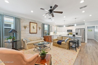 Welcome to this beautifully maintained 3-bedroom, 2-bath home - photo 4