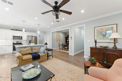 Welcome to this beautifully maintained 3-bedroom, 2-bath home - photo 5