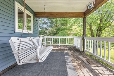 Nestled on a quiet cul-de-sac in Dogwood Estates, this spacious - photo 7