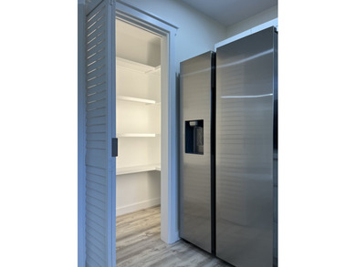 Custom built home conveniently located in a cooler climate. Just - photo 8
