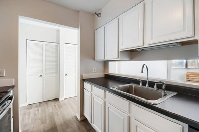 Stunning 17th-floor condo with incredible city views in the - photo 11
