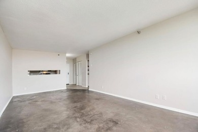 Stunning 17th-floor condo with incredible city views in the - photo 12