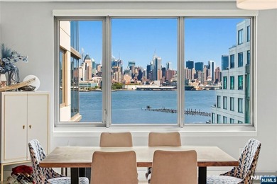 Enjoy waterfront living at its finest in Residence #712 at NINE - photo 5