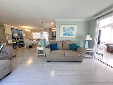 COASTAL ELEGANCE IN A PRIME LOCATION IN THE PARK! A beautiful - photo 16