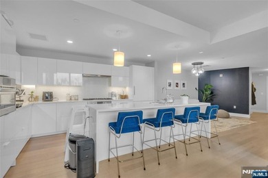 Enjoy waterfront living at its finest in Residence #712 at NINE - photo 9
