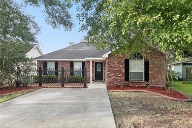 Lake Pontchartrain Home For Sale in Slidell Louisiana