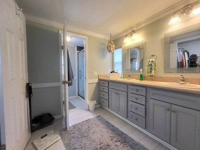 COASTAL ELEGANCE IN A PRIME LOCATION IN THE PARK! A beautiful - photo 25