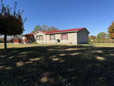 Lake Home Sale Pending in Russell Springs, Kentucky