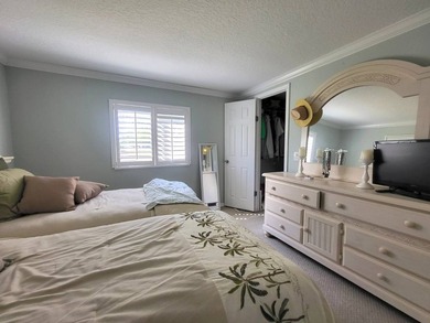 COASTAL ELEGANCE IN A PRIME LOCATION IN THE PARK! A beautiful - photo 31
