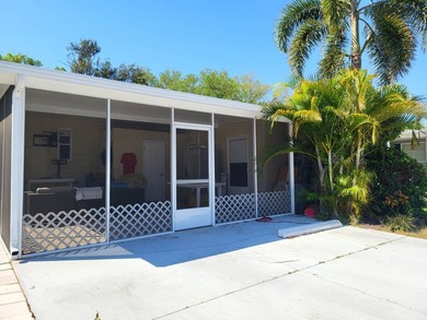 COASTAL ELEGANCE IN A PRIME LOCATION IN THE PARK! A beautiful - photo 34
