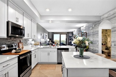 SHOWS LIKE A MODEL! ENJOY GOLF & RESORT STYLE LIVING IN THIS - photo 9