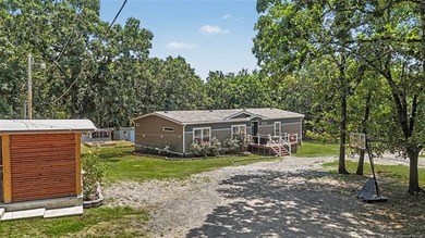 Looking for room to spread out, entertain, and enjoy country - photo 4