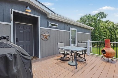 Looking for room to spread out, entertain, and enjoy country - photo 5