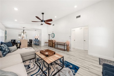 Experience the ultimate lakefront living in Florida with this - photo 9