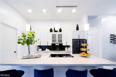 Welcome to this stunning modern luxury waterfront home featuring - photo 9