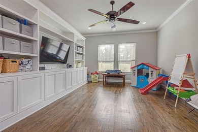 Experience the perfect blend of luxury, privacy & convenience in - photo 23