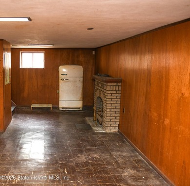 Fully detached home in the heart of sought-after Westerleigh - photo 25