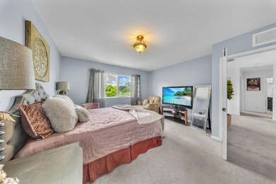 New Price! WPB resort-style lakefront living in this spacious - photo 28