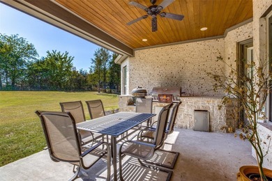 Experience the perfect blend of luxury, privacy & convenience in - photo 29