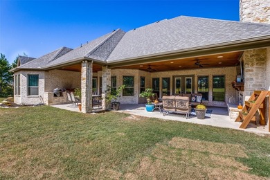 Experience the perfect blend of luxury, privacy & convenience in - photo 30