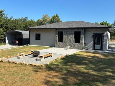 Grand Lake O the Cherokees Home For Sale in Grove Oklahoma