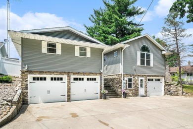Lake Home For Sale in Middlebury, Indiana