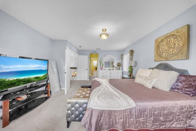 New Price! WPB resort-style lakefront living in this spacious - photo 48