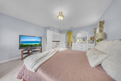 New Price! WPB resort-style lakefront living in this spacious - photo 50
