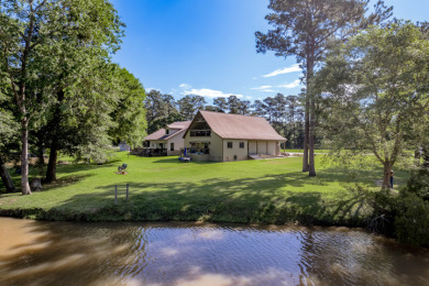 Welcome to your Lakehouse on OVER half an acre at Wildwood Shores - Lake Home For Sale in Huntsville, Texas