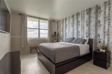 Turn-key beautiful 762sf - 1/1 1/2 unit, bigger than an 2/2