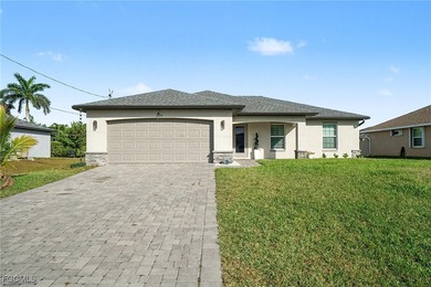 Cape Coral Lakes Area Home For Sale in Cape Coral Florida