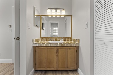Discover the perfect blend of comfort, style, and location in - photo 15