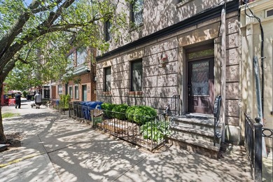 Set in one of the most coveted locations in the heart of - photo 26